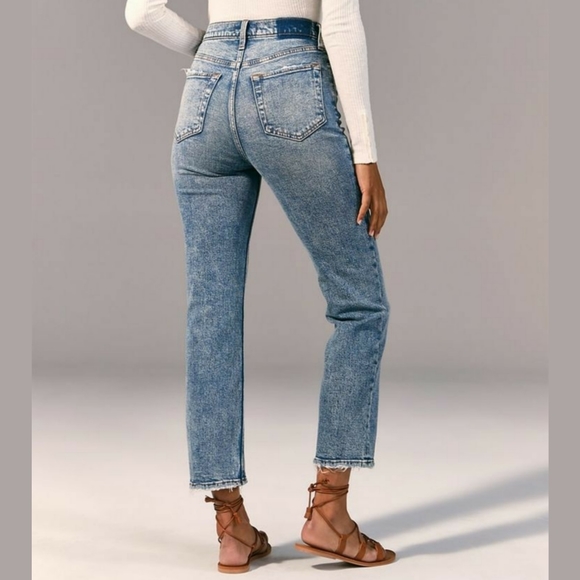 Abercrombie & Fitch Denim - A&F Ultra High Rise Straight Ankle Jeans